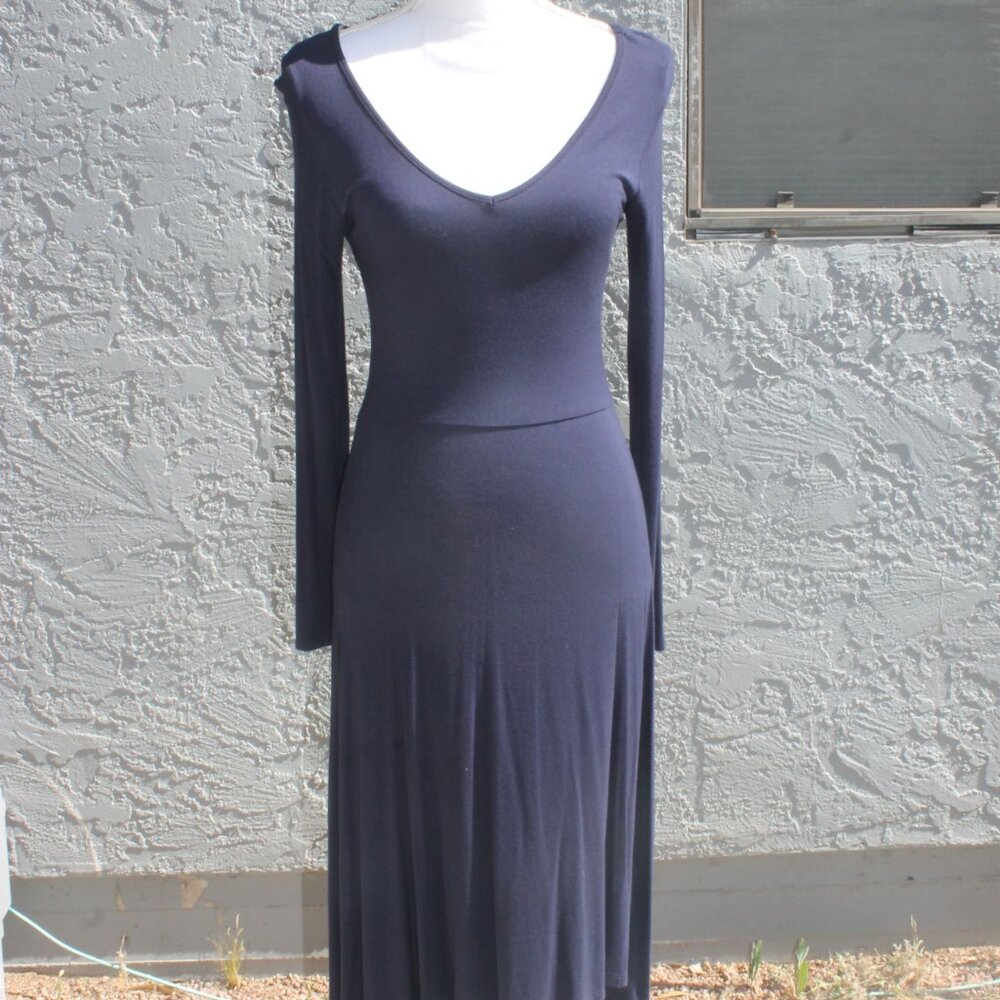 SWEET CLAIRE HI-LOW DRESS SIZE SMALL NAVY BLUE LONG LONG SLEEVED V-NECK STRETCH
